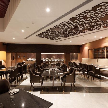 Pharos Hotels Chennai Exterior foto