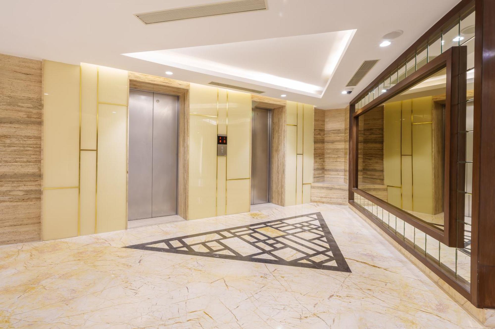 Pharos Hotels Chennai Exterior foto