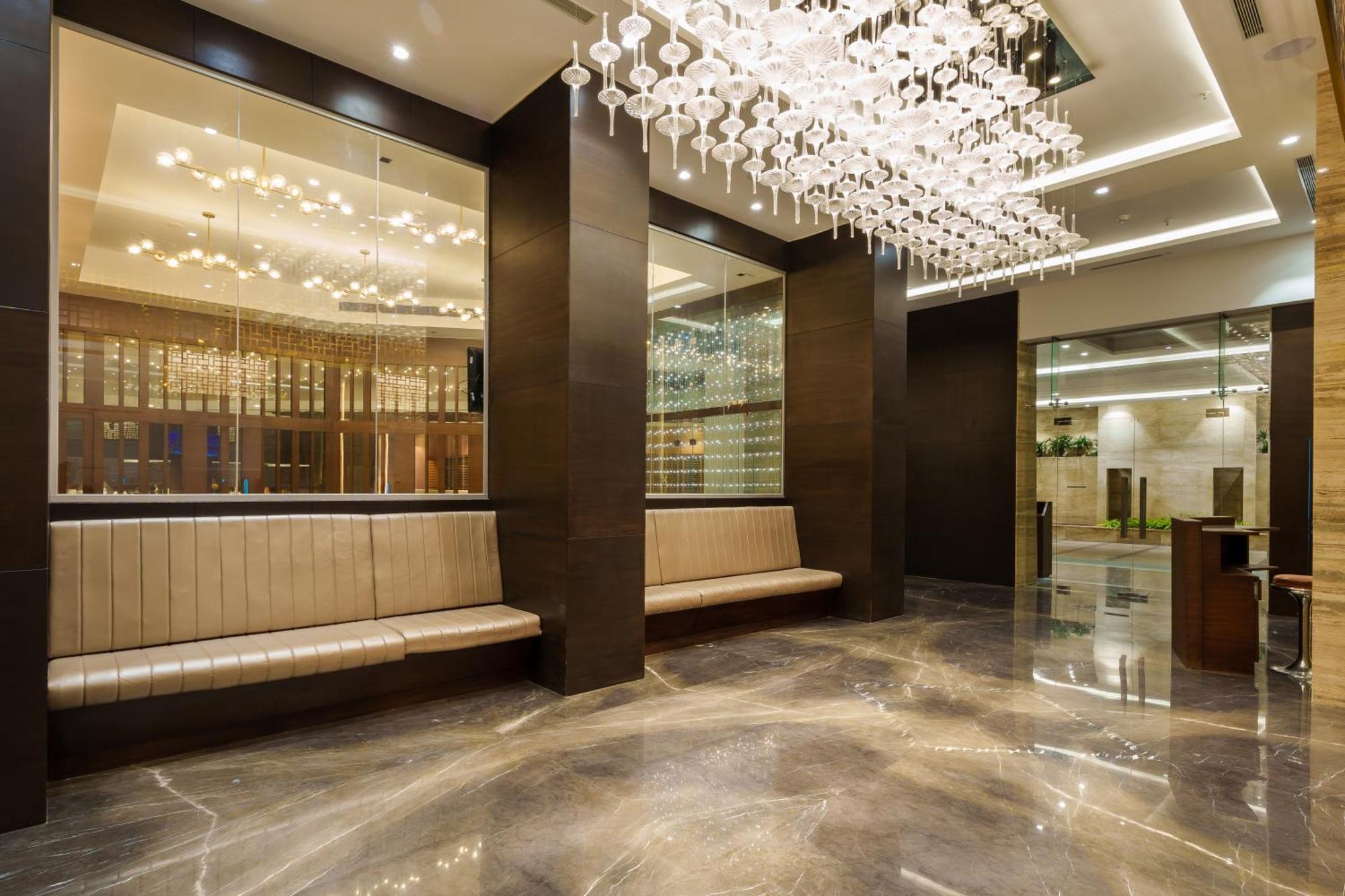 Pharos Hotels Chennai Exterior foto
